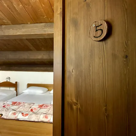 Ristorante Ca Di Veroli 2* 巴尼奥迪罗马涅